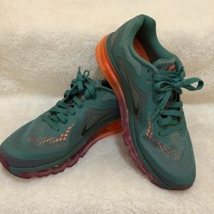 —-SOLD—-Women’s Nike Airmax